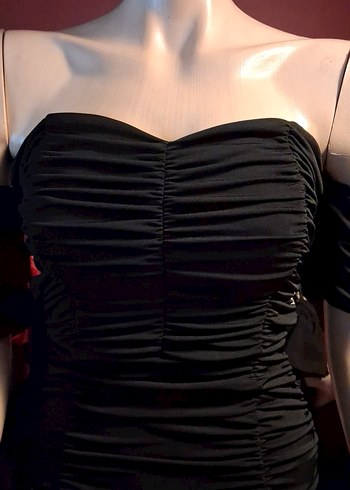 Siyah Drapeli Straplez mini abiye elbise - Görsel 3