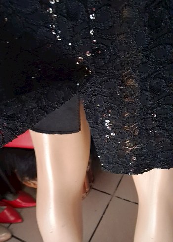 Siyah güpür üzerine pulpayet işlemeli astarlı abiye elbise - Görsel 7