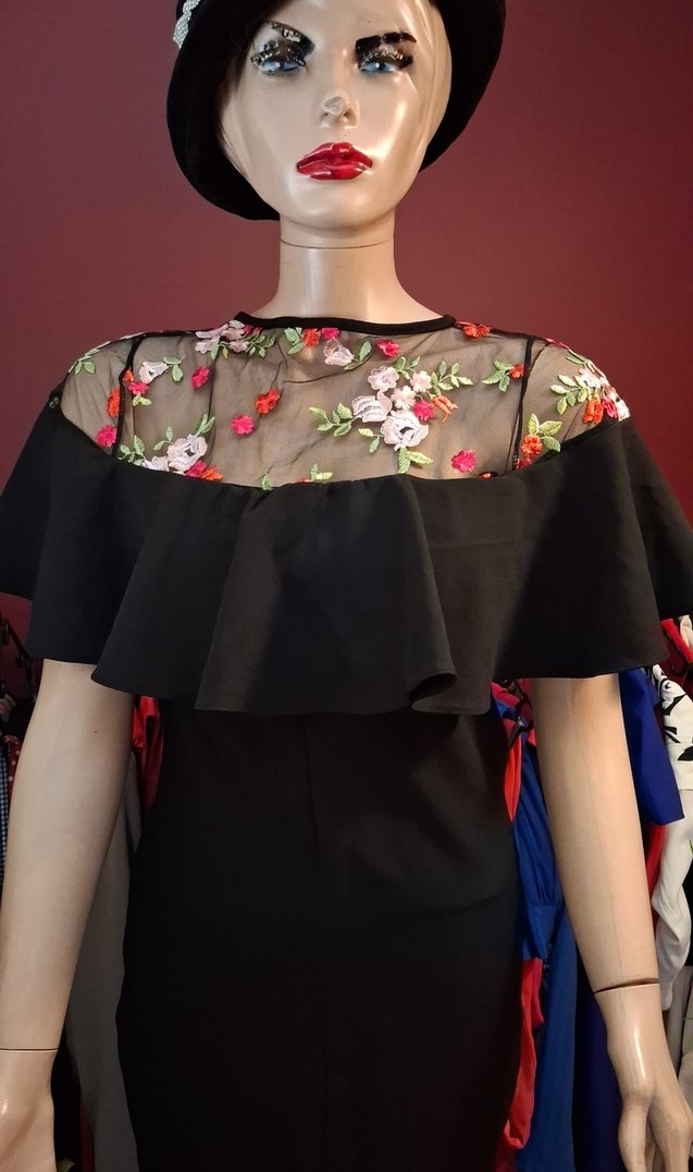 Üst kısmı tül üzerine nakışlı abiye elbise - Görsel 5