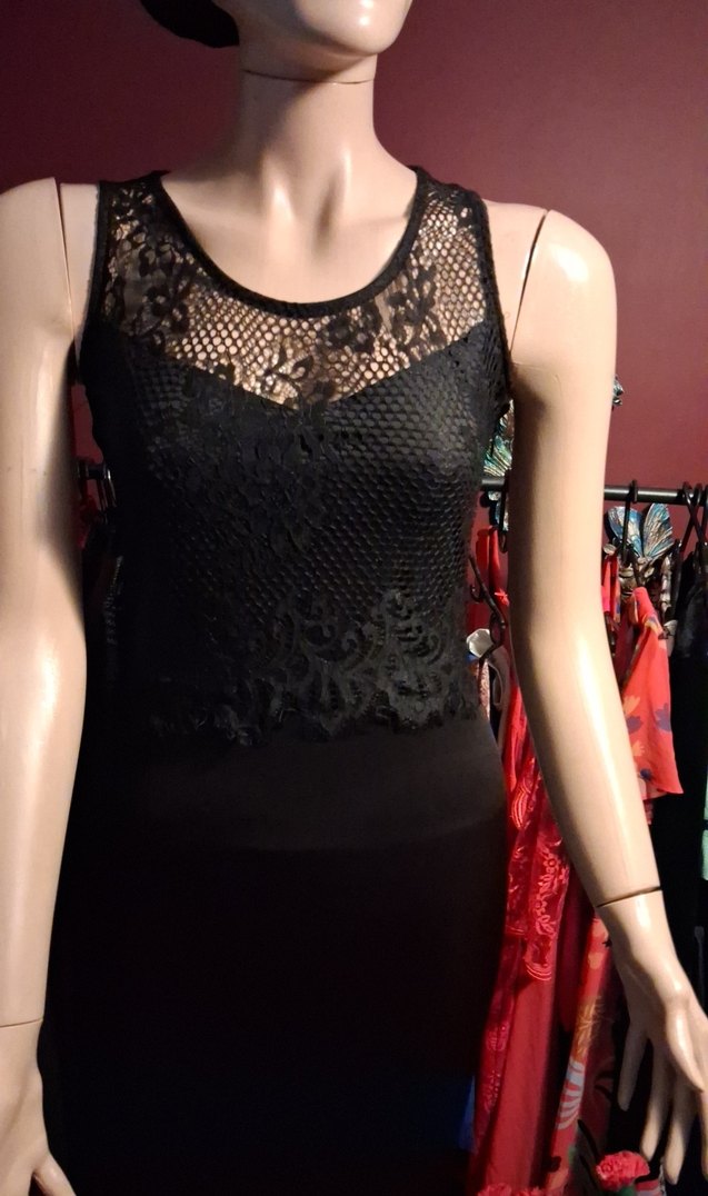 Siyah üst kısmı dantel detaylı abiye elbise - Görsel 2