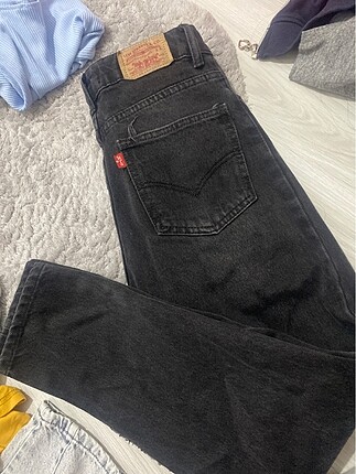 Levis pantolon