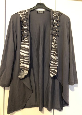 Gri Desenli Pilili Kolsuz Bluz ikili - Görsel 4