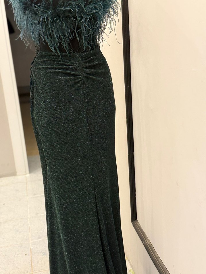 Koyu Yeşil Kürklü Uzun Abiye Elbise - Görsel 4