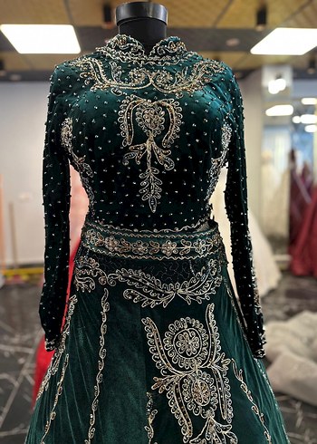 Boncuk İşlemeli Uzun Yeşil Kadın Kına Elbisesi - Görsel 4