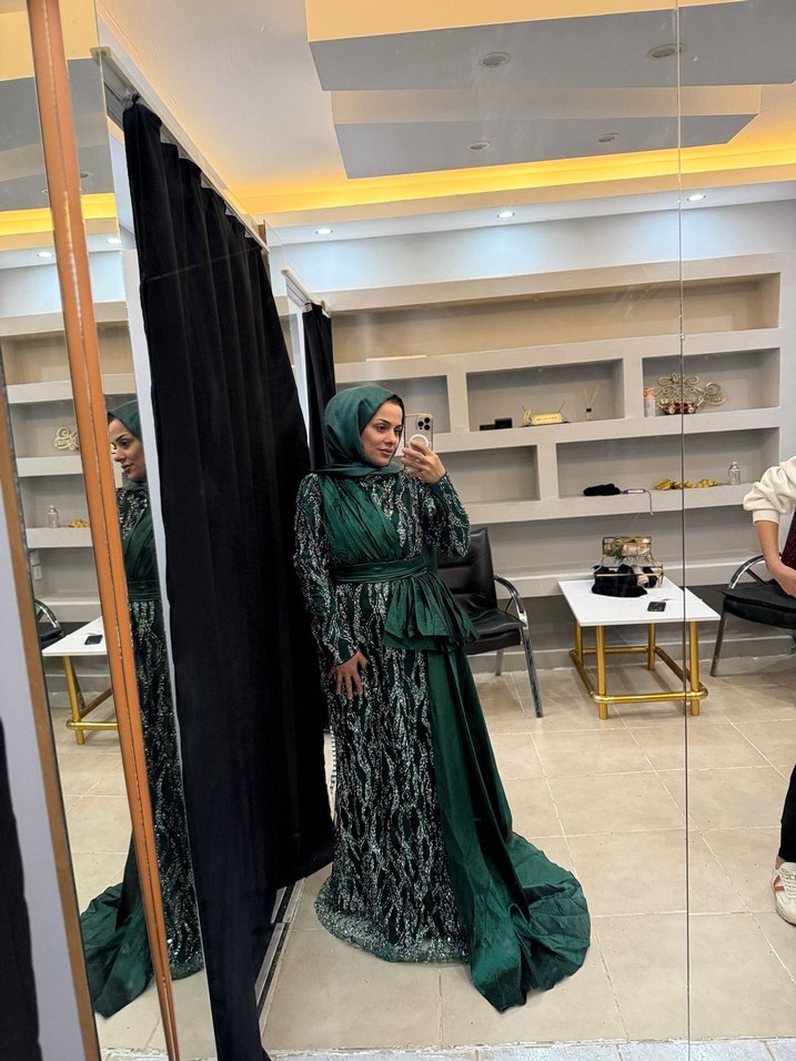 Yeşil Drapeli Uzun Abiye Elbise - Görsel 3