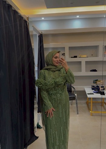 Kadın Uzun Kollu İşlemeli Uzun Abiye Elbise - Görsel 3