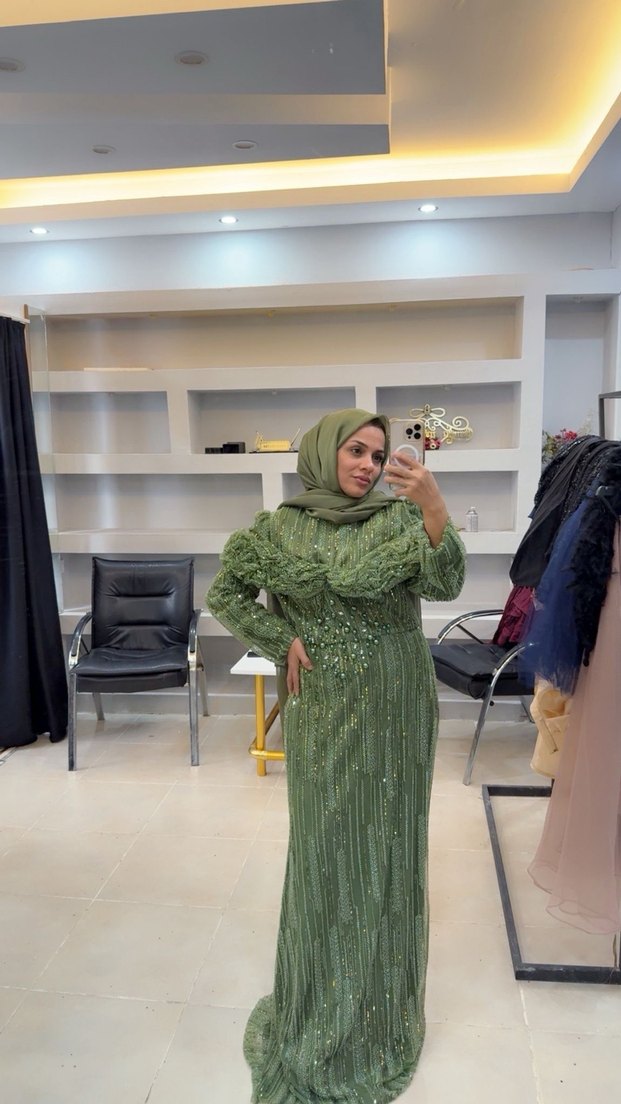 Kadın Uzun Kollu İşlemeli Uzun Abiye Elbise - Görsel 2