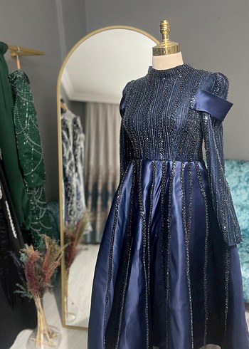 Navy İşlemeli Uzun Abiye Elbise - Görsel 3