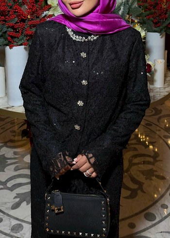 Uzun Siyah İşlemeli Kadın Kaban - Görsel 2