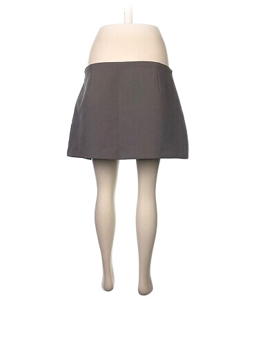 xl Beden Zara Mini Şort %70 İndirimli.