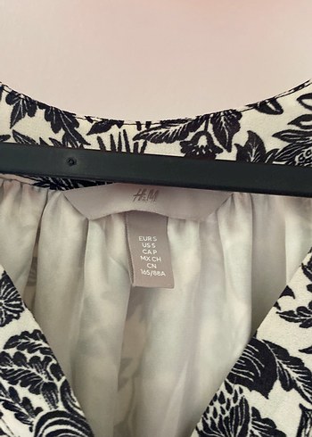 H&M Çiçek yaprak desenli S beden H&M elbise