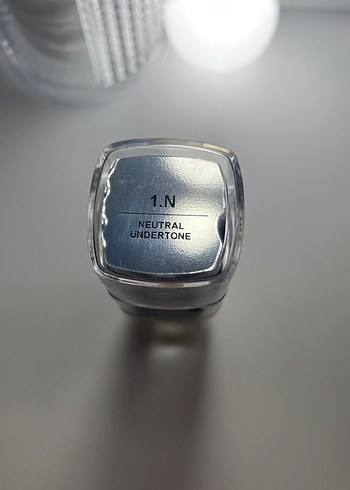 Beden L'Oréal True Match 1 N rengi Fondöten