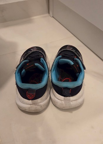 Adidas Çocuklar için Çok Renkli spıdermanDesenli Spor Ayakkabı