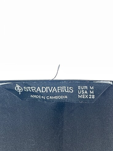 m Beden siyah Renk Stradivarius Bluz %70 İndirimli.