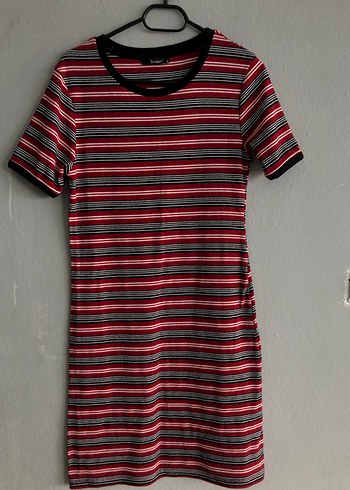 Kısa Kollu Çizgili Midi Elbise - Görsel 4