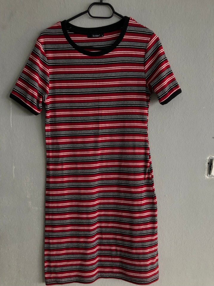 Kısa Kollu Çizgili Midi Elbise - Görsel 4