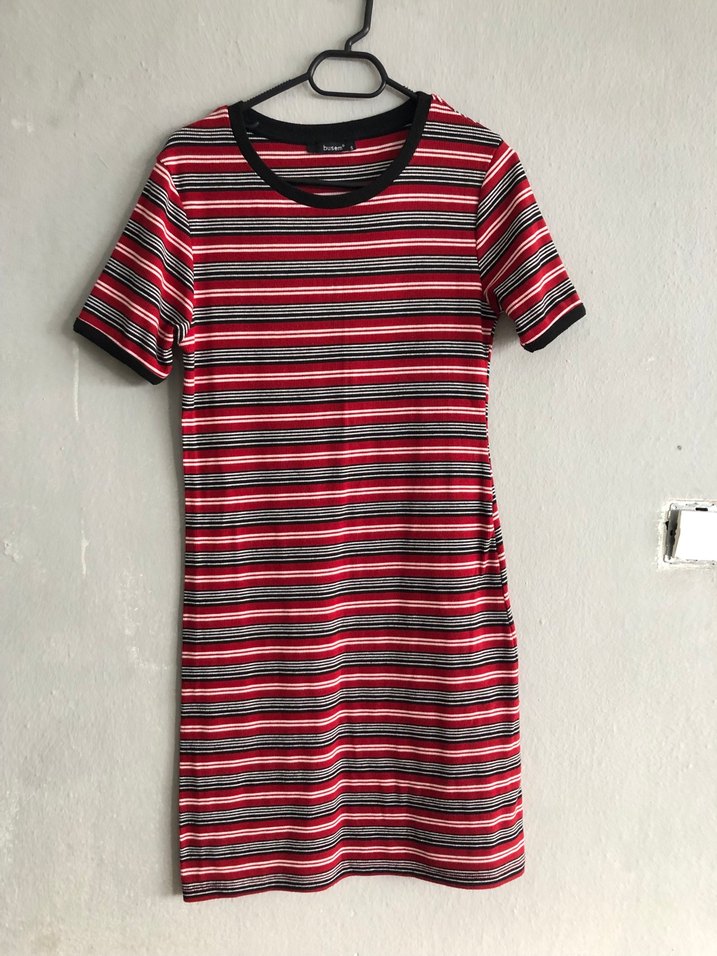 Kısa Kollu Çizgili Midi Elbise - Görsel 3