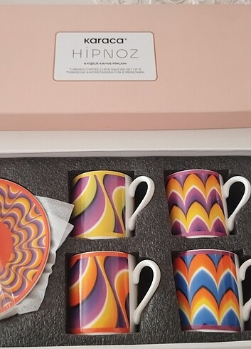 Karaca hipnoz fincan takımı
