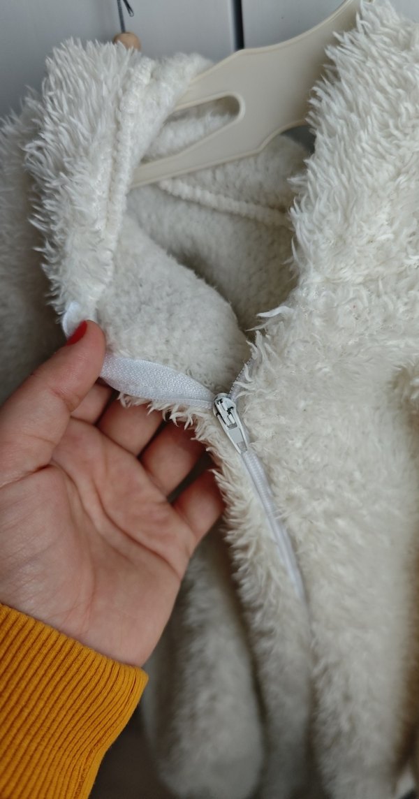 Beyaz Kürklü  Kapşonlu Tavşan Tulum - Görsel 4