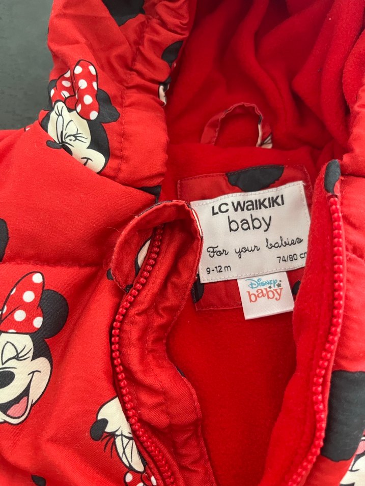 Kız Bebek Desenli Kapüşonlu Kırmızı Tulumu - Görsel 3