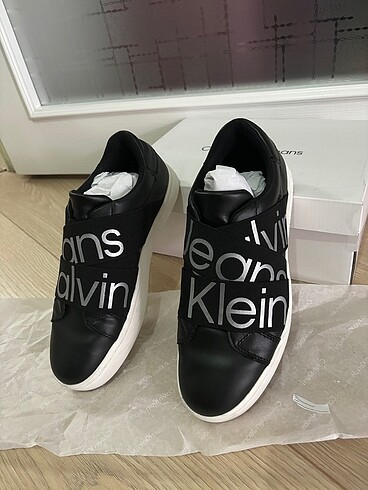 Calvin Klein siyah ayakkabı