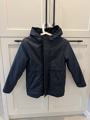 Zara mont