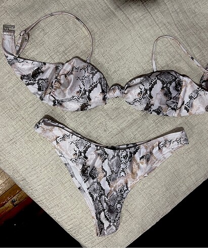 Diğer June Bikini takım