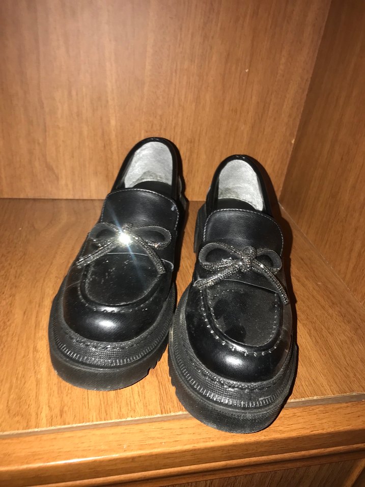 Tokalı Siyah Bayan ayakkabı - Görsel 3