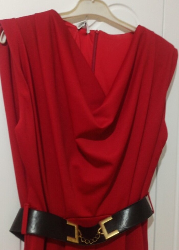 Kırmızı Tulum  - Görsel 2