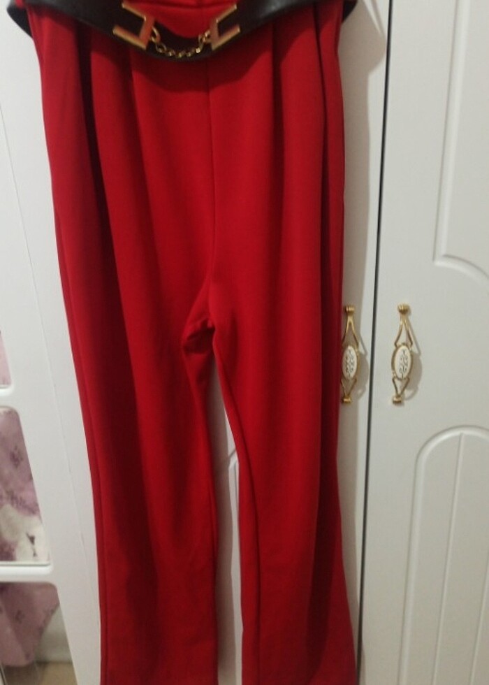 Kırmızı Tulum  - Görsel 3