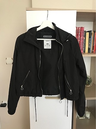 Bershka yağmurluk