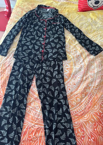 Kadın Siyah Desenli Uzun Kollu Pijama Takımı