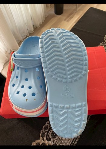 38 Beden Etiketli crocs mavi turkuaz