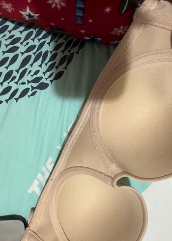 Pierre cardin straplez sütyen ten rengi - Görsel 4