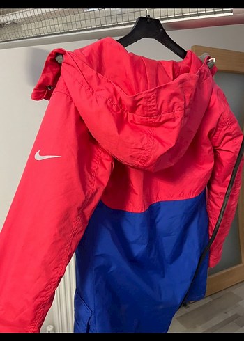 Nike orijinal su geçirmez mont - Görsel 2