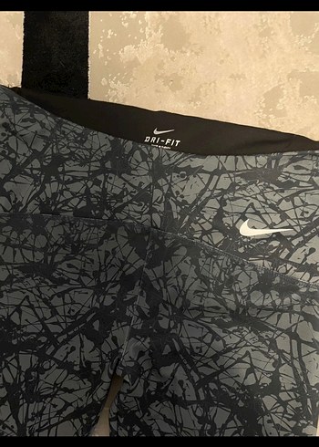 Nike gri desenli tayt - Görsel 2