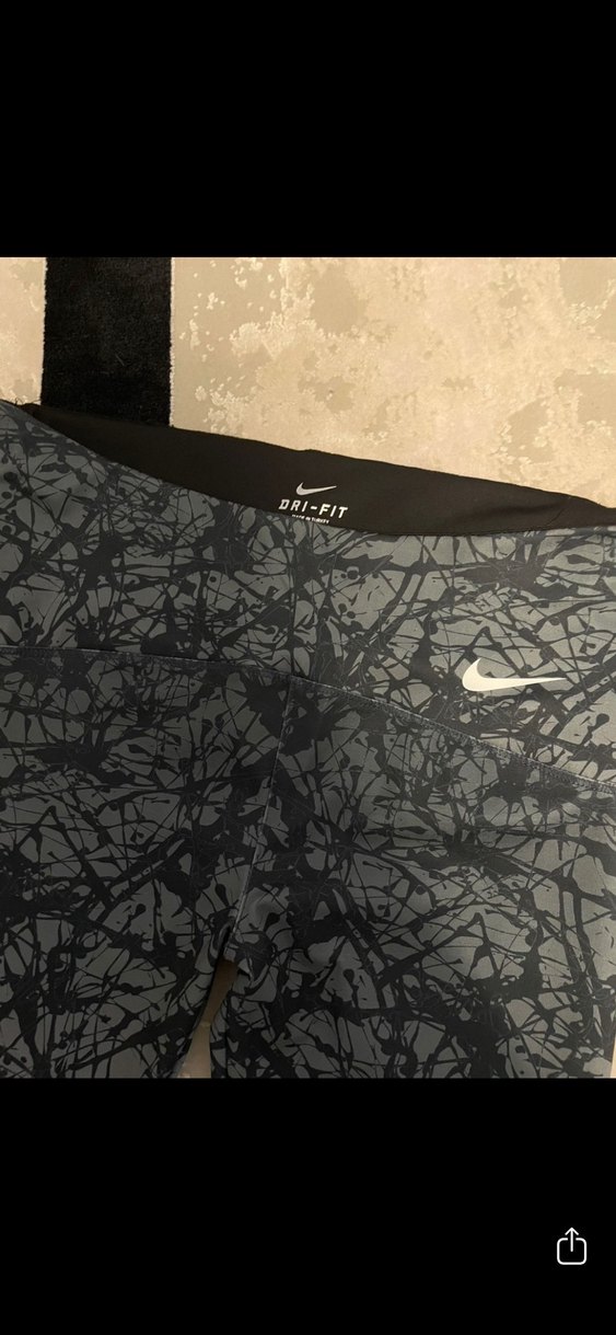 Nike gri desenli tayt - Görsel 2