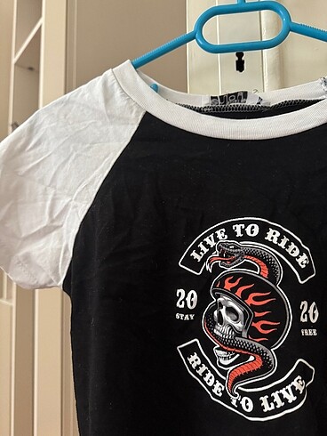 Zara Ride crop tshirt