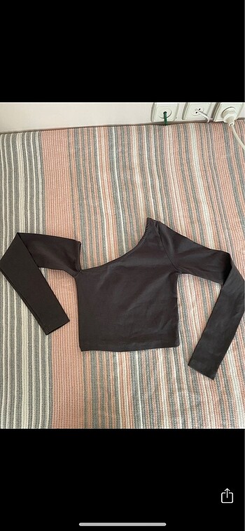 Stradivarius Stradivarius asimetrik gri bluz crop