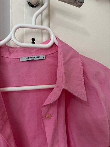 Zara Pembe crop gömlek