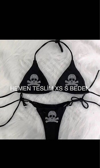 Gotik Kuru Kafa Bikini Takımı