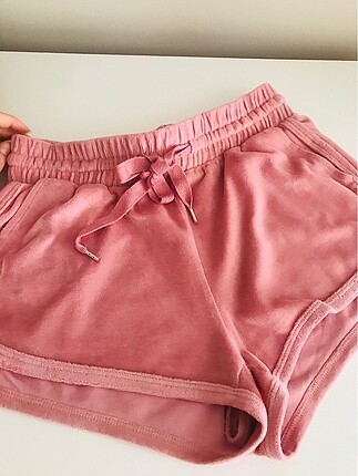 BERSHKA PEMBE SORT