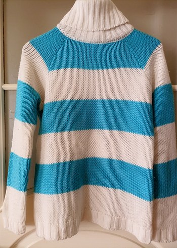 Mavi Beyaz Çizgili Boğazlı Örgü Kazak - Görsel 3