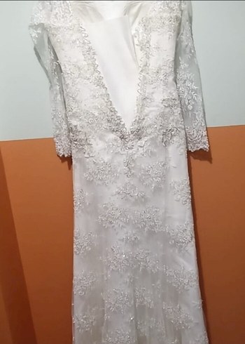 Dantel Detaylı V Yaka Uzun Kollu Beyaz Gelinlik - Görsel 7