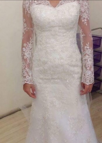 Dantel Detaylı V Yaka Uzun Kollu Beyaz Gelinlik - Görsel 4