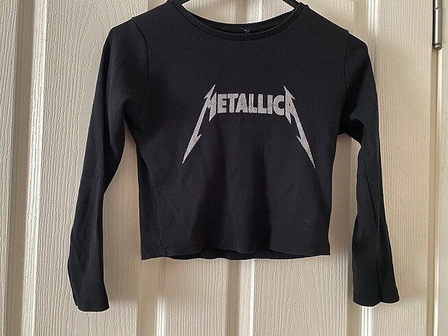 Metallica Crop