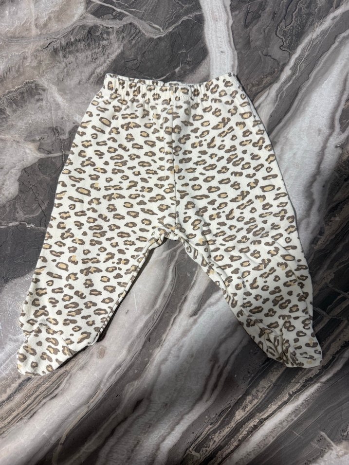 Leopar Desenli Bebek Takımı, Uzun Kollu, Peluş Detaylı - Görsel 3