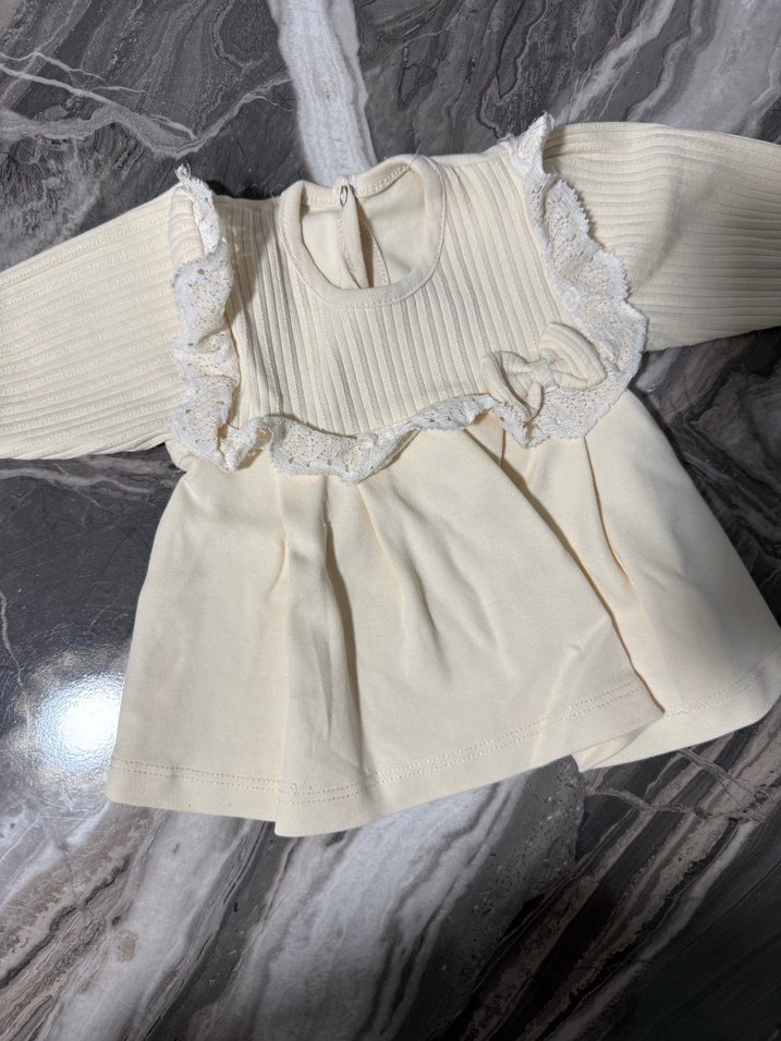 Bebek Kız Beyaz Fırfırlı 3'lü Takım - Görsel 2