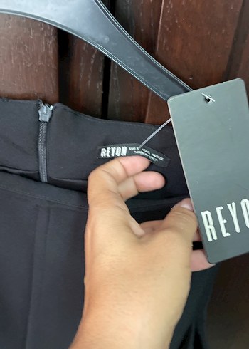 s Beden Kemer Detaylı Siyah Mini Gotik Elbise