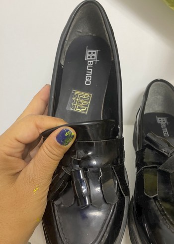 Kızlar İçin Siyah Tokalı Gotik Loafer Ayakkabı 1-2 kes giyildi - Görsel 2